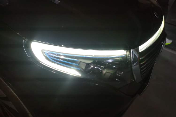 Used Mercedes-Benz EQC 2021 EQC 350 4MATIC Right Front Headlight