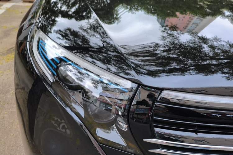 Used Mercedes-Benz EQC 2021 EQC 400 4MATIC Right Front Headlight