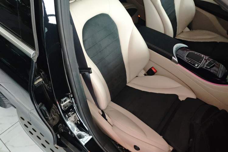 Used Mercedes-Benz EQC 2021 EQC 400 4MATIC Right Front Seat