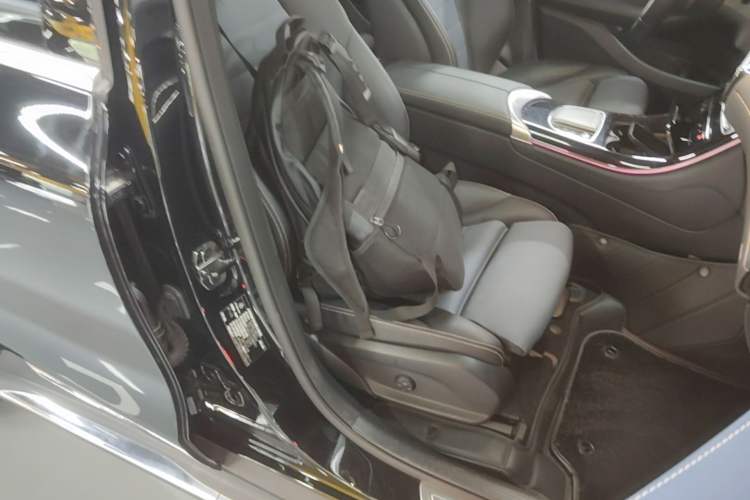 Used Mercedes-Benz EQC 2021 EQC 350 4MATIC Right Front Seat