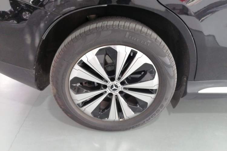 Used Mercedes-Benz EQC 2021 EQC 350 4MATIC Right Rear Wheel Hub
