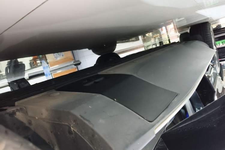 Used Mercedes-Benz EQC 2021 EQC 400 4MATIC Right Side Sill
