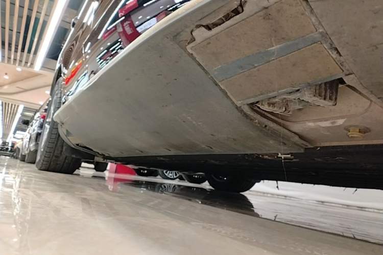 Used Mercedes-Benz EQC 2021 EQC 400 4MATIC Right Side Sill