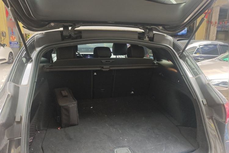 Used Mercedes-Benz EQC 2021 EQC 350 4MATIC Trunk