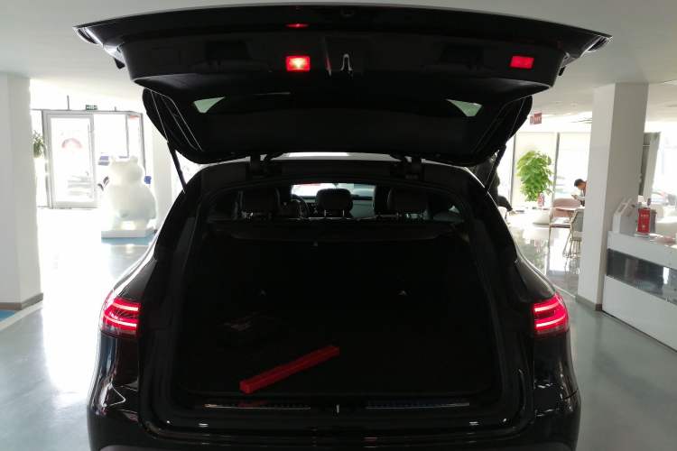 Used Mercedes-Benz EQC 2021 EQC 350 4MATIC Trunk