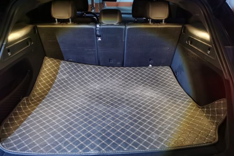 Used Mercedes-Benz EQC 2021 EQC 350 4MATIC Trunk