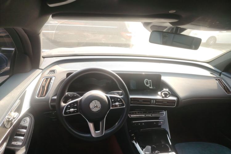 Used Mercedes-Benz EQC 2021 EQC 400 4MATIC Center Console