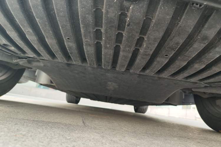 Used Mercedes-Benz EQC 2021 EQC 400 4MATIC Chassis Front