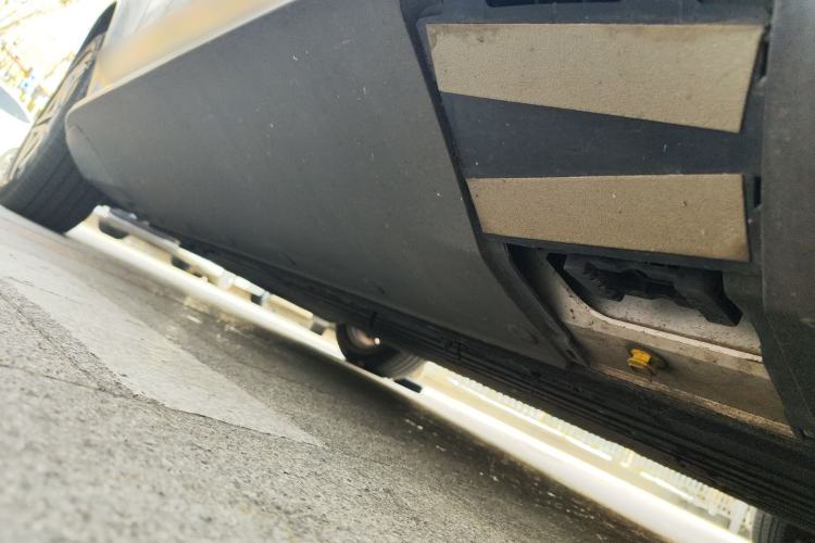 Used Mercedes-Benz EQC 2021 EQC 400 4MATIC Chassis Rear Left