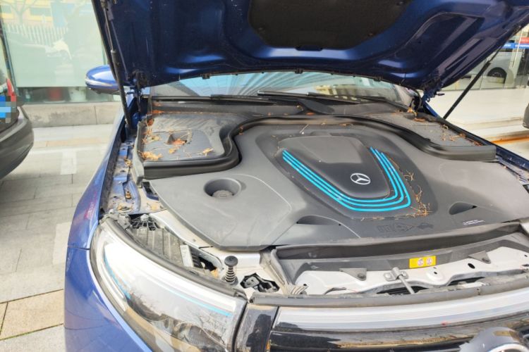 Used Mercedes-Benz EQC 2021 EQC 400 4MATIC Engine Bay Right