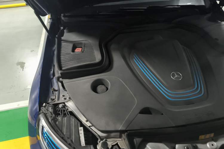 Used Mercedes-Benz EQC 2021 EQC 350 4MATIC Engine Bay Right