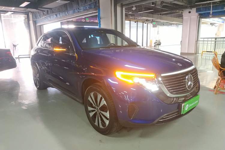 Used Mercedes-Benz EQC 2021 EQC 350 4MATIC Exterior 2