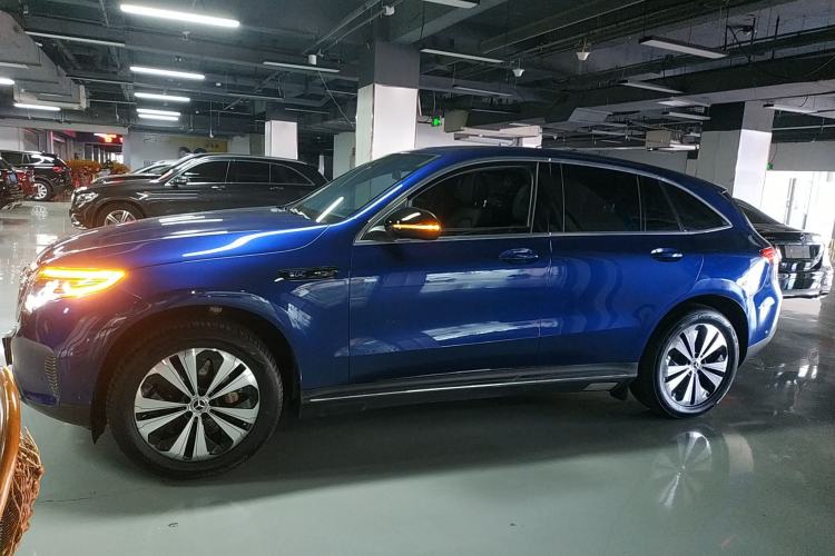 Used Mercedes-Benz EQC 2021 EQC 350 4MATIC Exterior 3