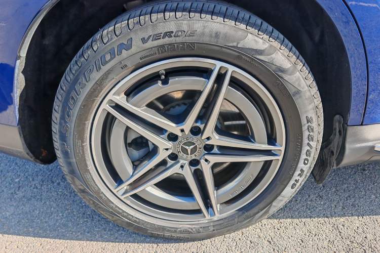 Used Mercedes-Benz EQC 2021 EQC 400 4MATIC Exterior 9