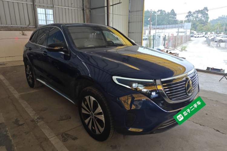 Used Mercedes-Benz EQC 2021 EQC 350 4MATIC Front Right 45 Deg
