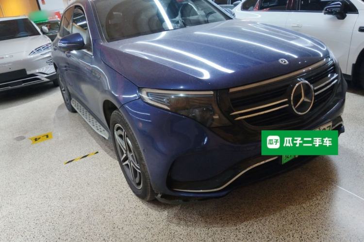 Used Mercedes-Benz EQC 2021 EQC 400 4MATIC Front Right 45 Deg