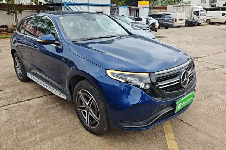 Used Mercedes-Benz EQC 2021 EQC 400 4MATIC Front Right 45 Deg