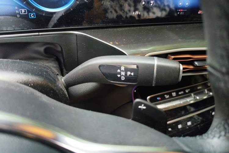 Used Mercedes-Benz EQC 2021 EQC 350 4MATIC Gear Lever
