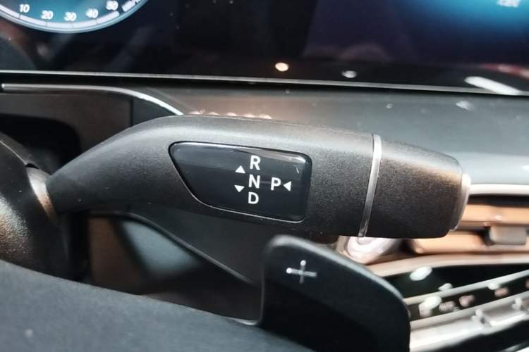 Used Mercedes-Benz EQC 2021 EQC 400 4MATIC Gear Lever