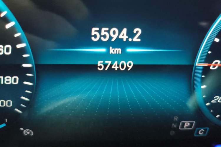 Used Mercedes-Benz EQC 2021 EQC 350 4MATIC Odometer Close Up