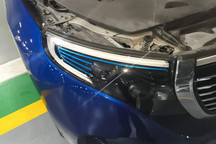 Used Mercedes-Benz EQC 2021 EQC 350 4MATIC Right Front Headlight