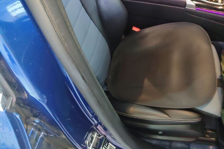 Used Mercedes-Benz EQC 2021 EQC 350 4MATIC Right Front Seat