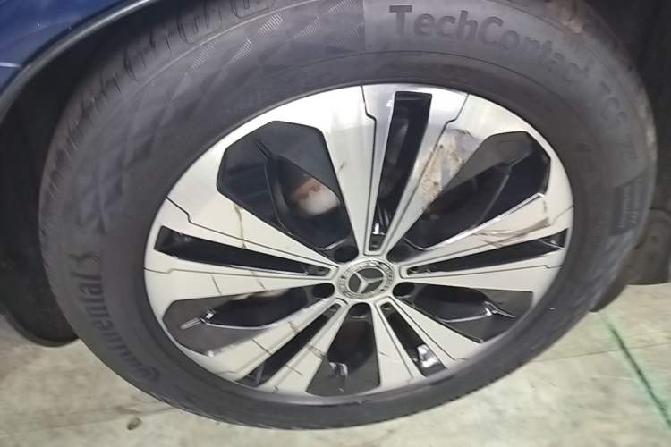 Used Mercedes-Benz EQC 2021 EQC 350 4MATIC Right Rear Wheel Hub