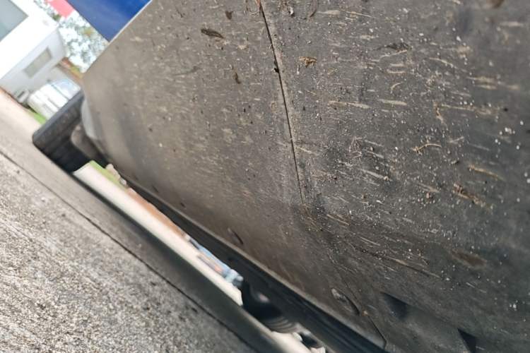 Used Mercedes-Benz EQC 2021 EQC 400 4MATIC Right Side Sill