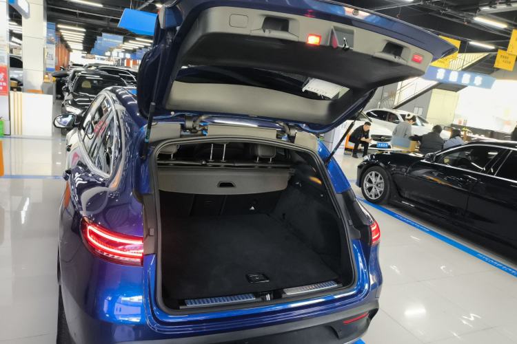 Used Mercedes-Benz EQC 2021 EQC 400 4MATIC Trunk