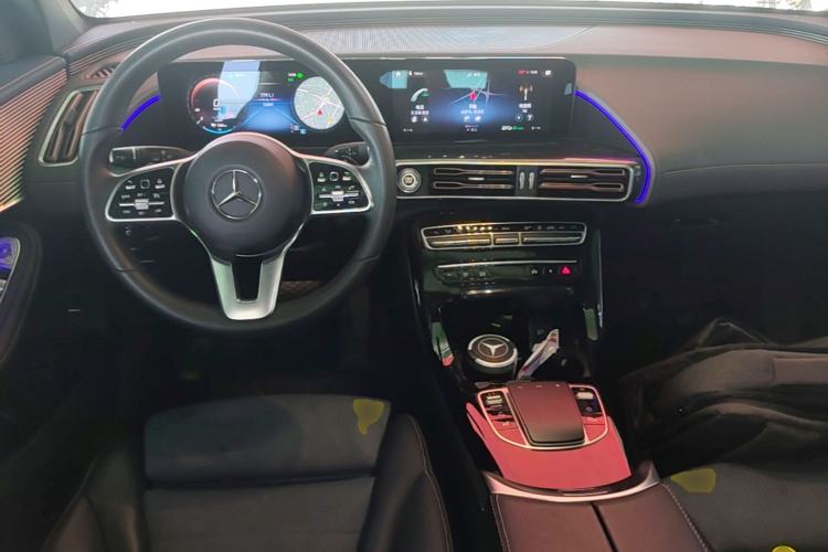 Used Mercedes-Benz EQC 2021 EQC 350 4MATIC Center Console