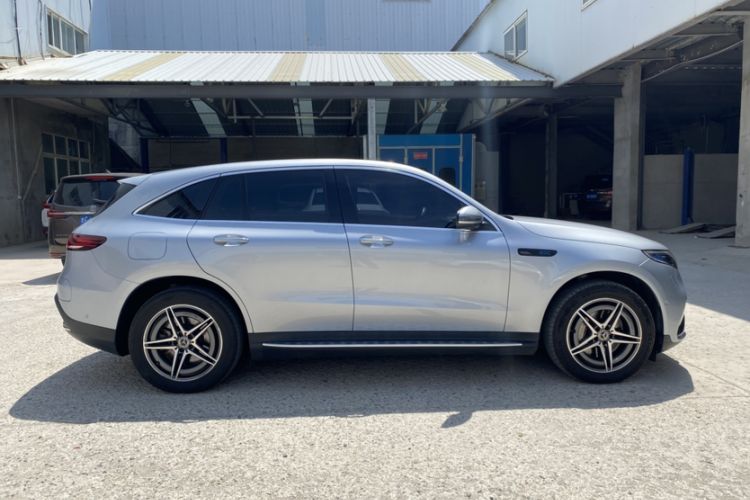 Used Mercedes-Benz EQC 2021 EQC 400 4MATIC Exterior 2
