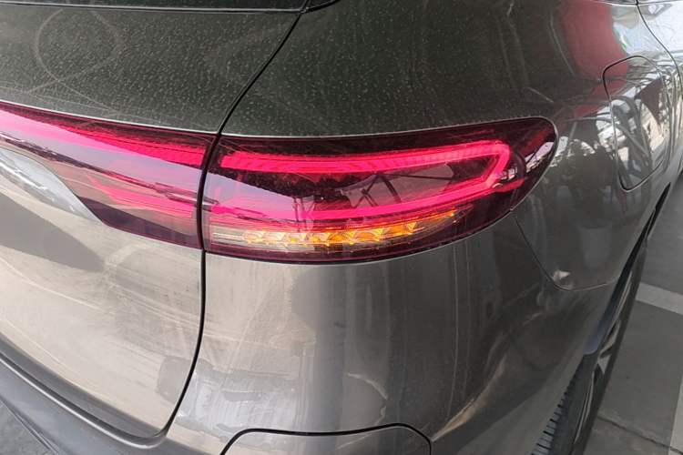 Used Mercedes-Benz EQC 2021 EQC 350 4MATIC Exterior 3