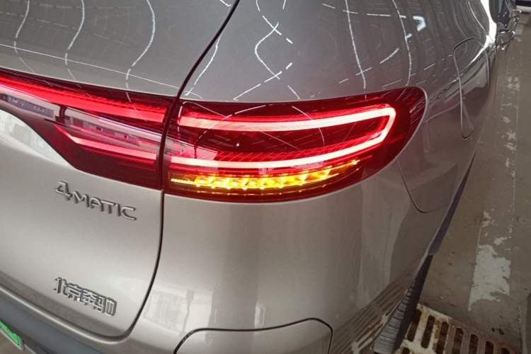 Used Mercedes-Benz EQC 2021 EQC 400 4MATIC Exterior 3