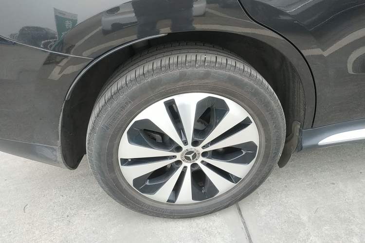 Used Mercedes-Benz EQC 2021 EQC 350 4MATIC Exterior 8