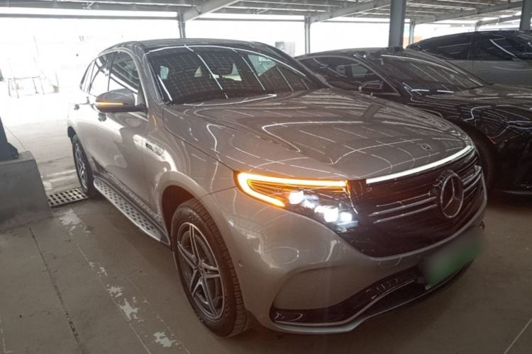 Used Mercedes-Benz EQC 2021 EQC 400 4MATIC Front Right 45 Deg