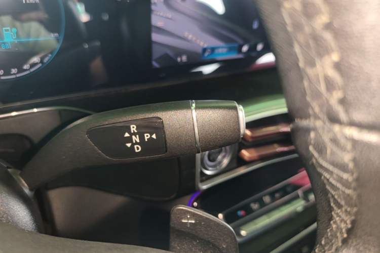 Used Mercedes-Benz EQC 2021 EQC 400 4MATIC Gear Lever