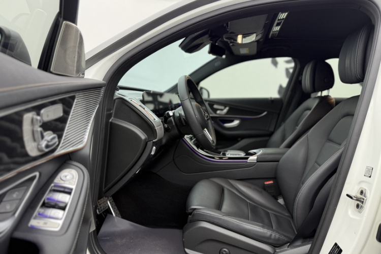 Used Mercedes-Benz EQC 2021 EQC 400 4MATIC Interior 1