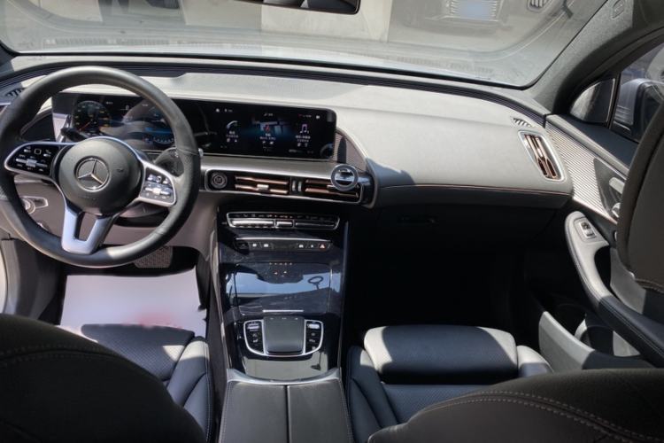 Used Mercedes-Benz EQC 2021 EQC 400 4MATIC Interior 3