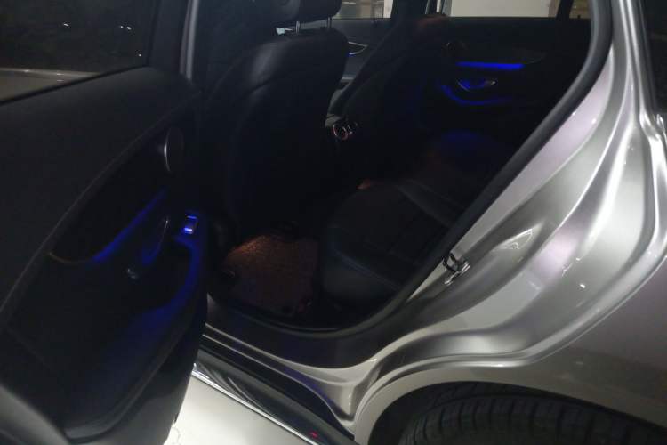 Used Mercedes-Benz EQC 2021 EQC 350 4MATIC Interior 4