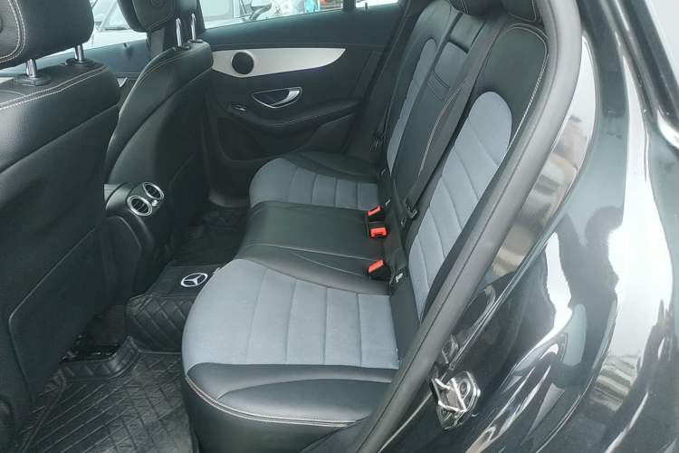 Used Mercedes-Benz EQC 2021 EQC 350 4MATIC Interior 4