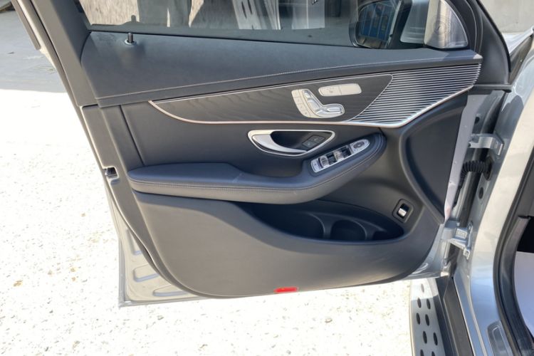 Used Mercedes-Benz EQC 2021 EQC 400 4MATIC Interior 5