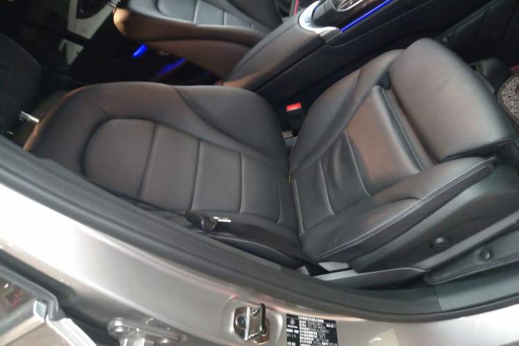 Used Mercedes-Benz EQC 2021 EQC 350 4MATIC Right Front Seat