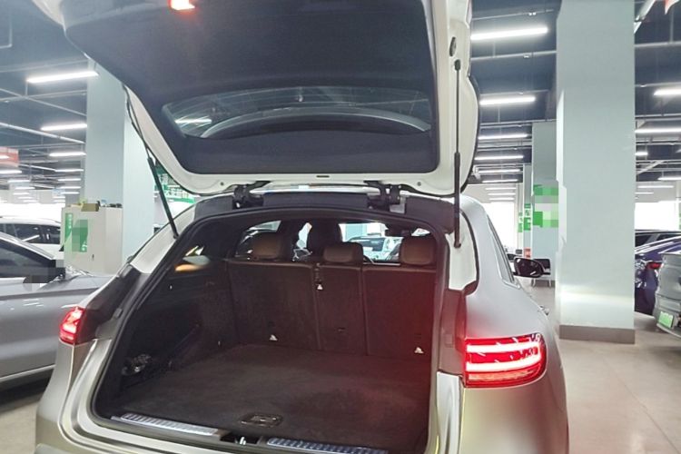 Used Mercedes-Benz EQC 2021 EQC 400 4MATIC Trunk