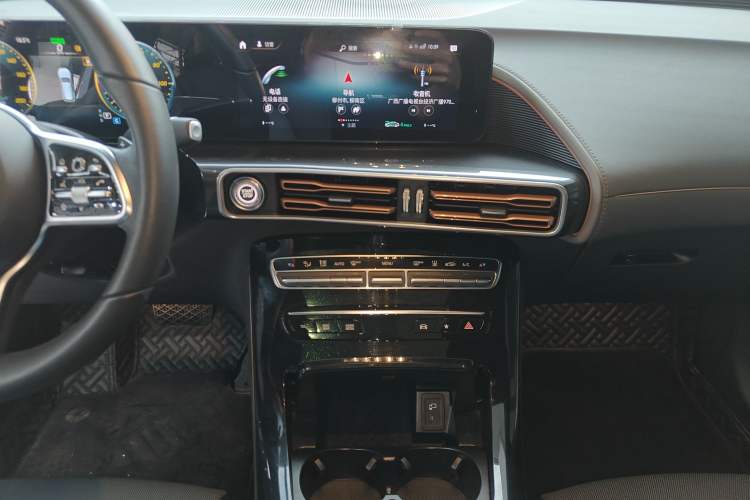 Used Mercedes-Benz EQC 2021 EQC 350 4MATIC Audio And AC Panel
