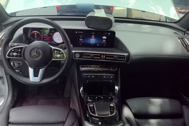 Used Mercedes-Benz EQC 2021 EQC 400 4MATIC Center Console