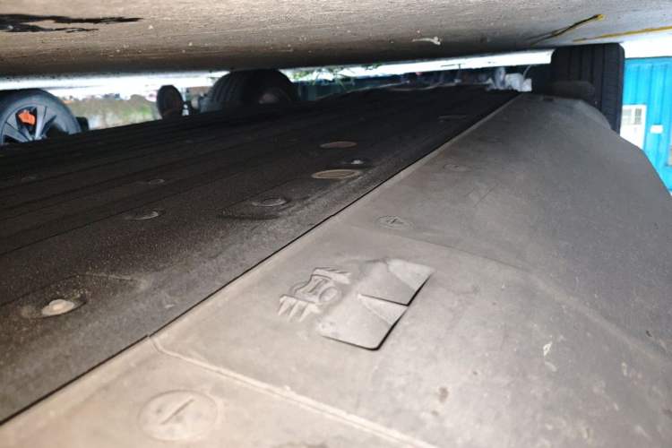 Used Mercedes-Benz EQC 2021 EQC 400 4MATIC Chassis Front Left