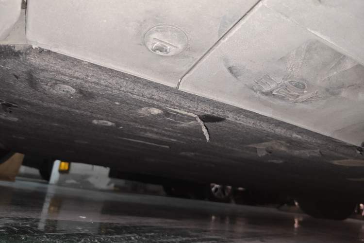 Used Mercedes-Benz EQC 2021 EQC 350 4MATIC Chassis Front Left