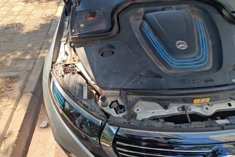 Used Mercedes-Benz EQC 2021 EQC 350 4MATIC Engine Bay Right