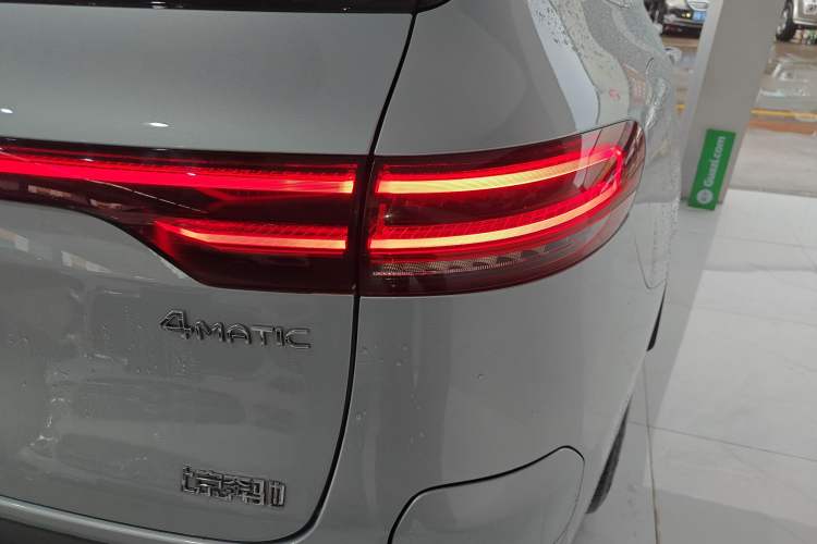 Used Mercedes-Benz EQC 2021 EQC 350 4MATIC Exterior 3