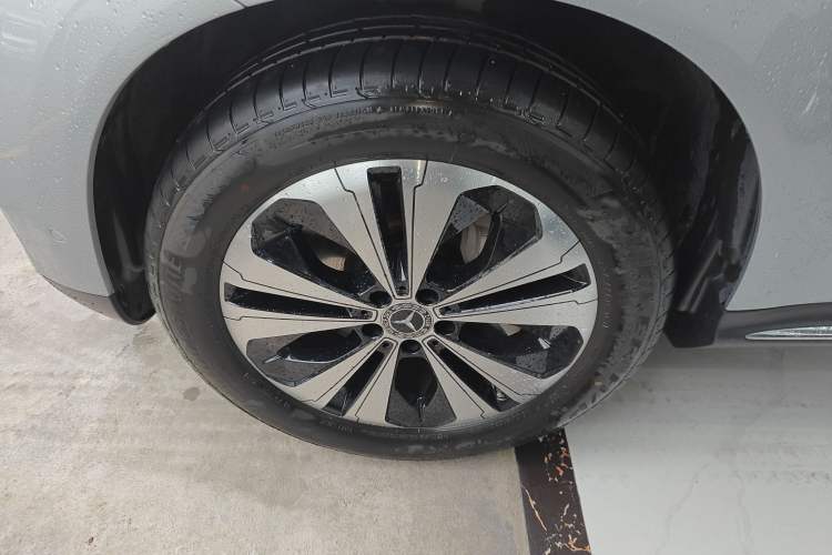 Used Mercedes-Benz EQC 2021 EQC 350 4MATIC Exterior 4